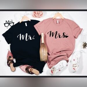 Mr and Mrs Honeymoon t-shirt Set